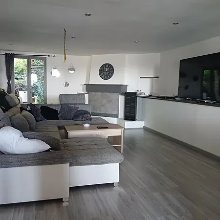 Chez Nath Δωμάτια σε οικογενειακή κατοικία *